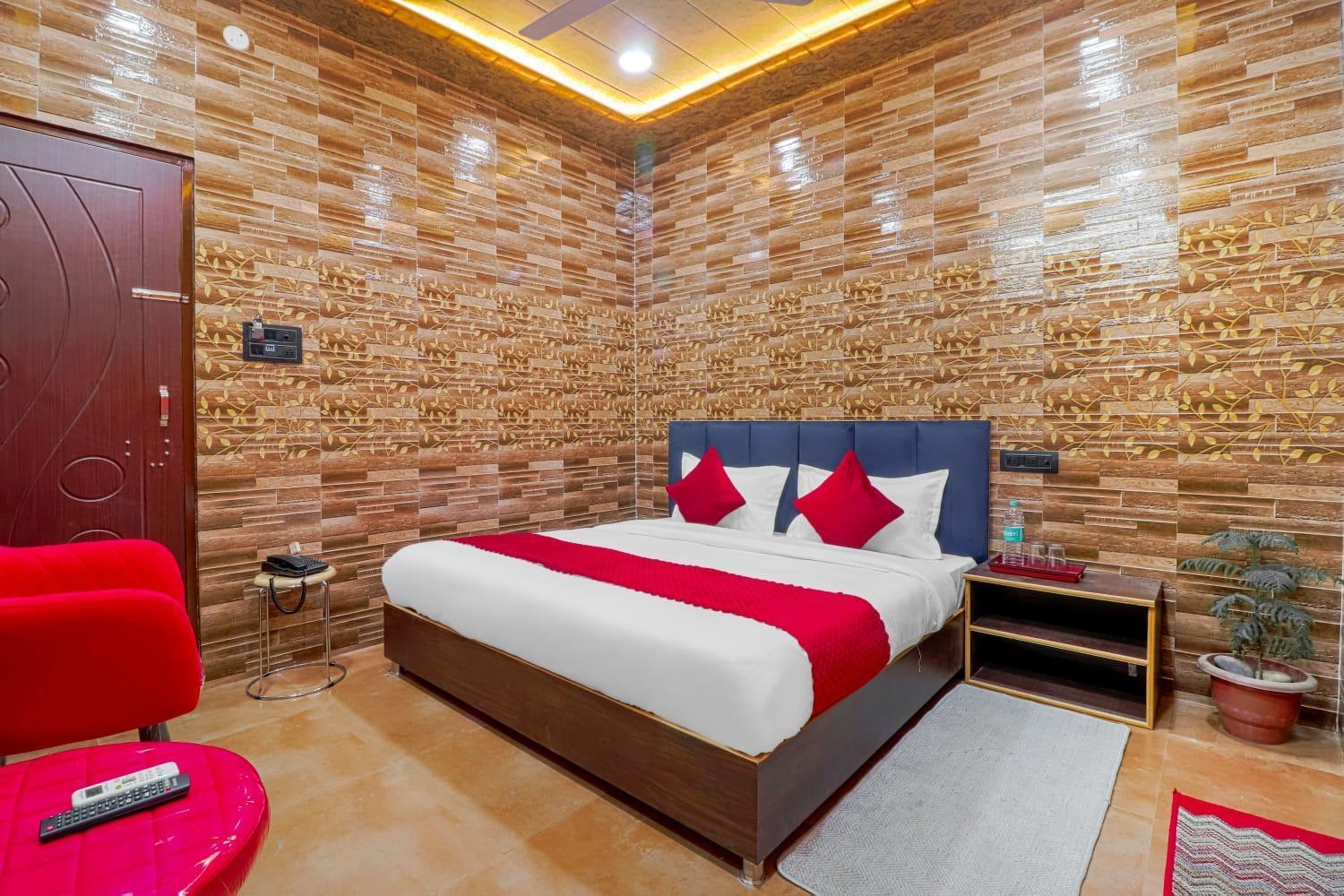 Hotel Krishna Priya Haridwar Exterior photo